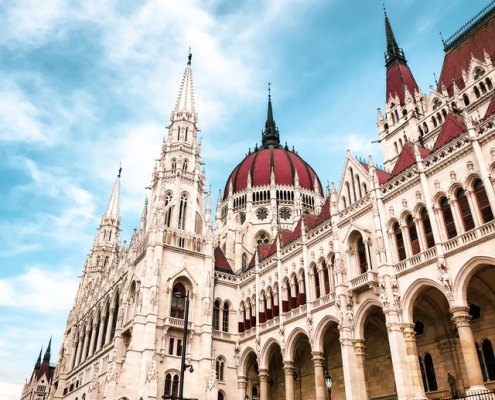 Eurama-Sightseeing-City-Tour-Travel-Mobile-495×400